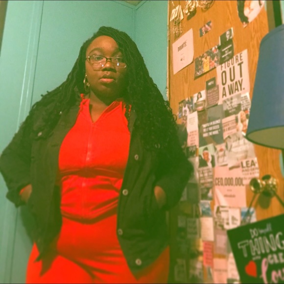 Catching vibez tracksuit - Picture 5 of 6